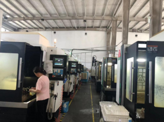 Lianyungang Shengfan Quartz Product Co., Ltd dây chuyền sản xuất nhà máy