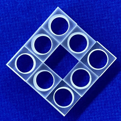 Nhà máy tùy chỉnh chống ăn mòn Transparent Perforated Quartz Sheet
