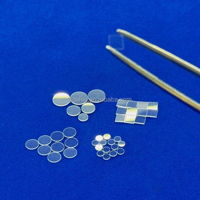Cắt bằng laser kính thạch anh trong suốt có kích thước cực nhỏ