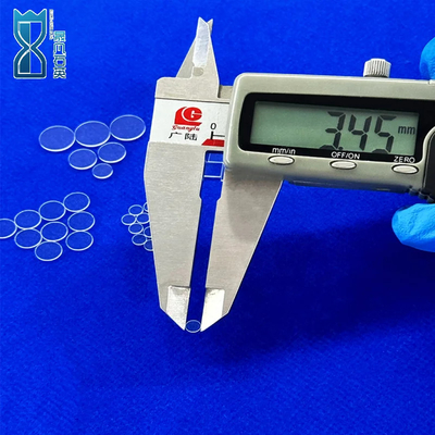 Cắt bằng laser kính thạch anh trong suốt có kích thước cực nhỏ