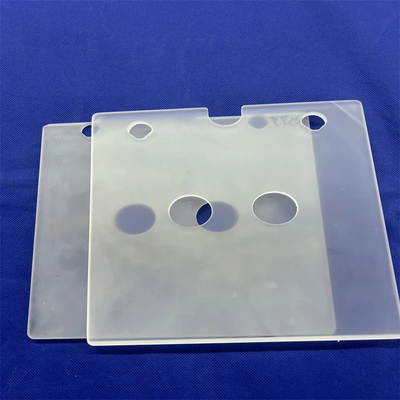 Chuyên nghiệp tùy chỉnh chống nhiệt độ cao Frosted Perforated Quartz Glass Sheet