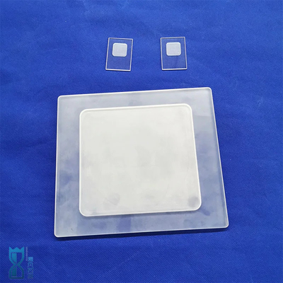 Chuyên nghiệp tùy chỉnh Opaque Quartz Slotted Bảng chống nhiệt độ cao