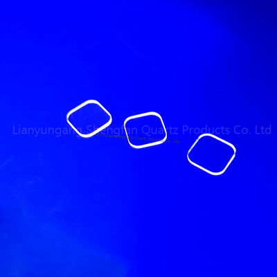 Tấm kính thạch anh nóng chảy trong suốt tia cực tím kích thước nhỏ cắt bằng laser cho cửa sổ buồng