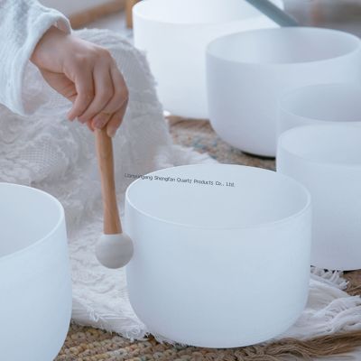 Tô ca hát cân bằng 7 luân xa bằng thạch anh với 12 nốt nhạc và khả năng chịu nhiệt độ cao dùng cho thiền định