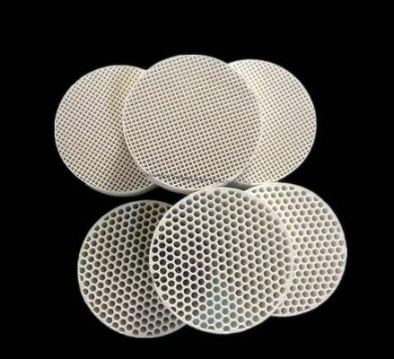 High durability refractory ceramic with up to 1800℃ working temperature and eco-friendly alumina ceramic for high temperature applications