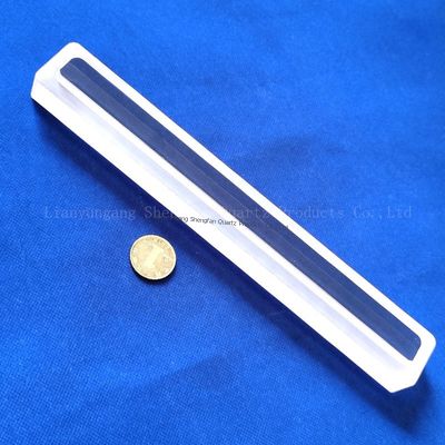 Độ minh bạch cao 92% Độ truyền ánh sáng Bảng thủy tinh thạch anh với nhiệt độ hoạt động 1100 °C và độ tinh khiết SiO2 99,99%