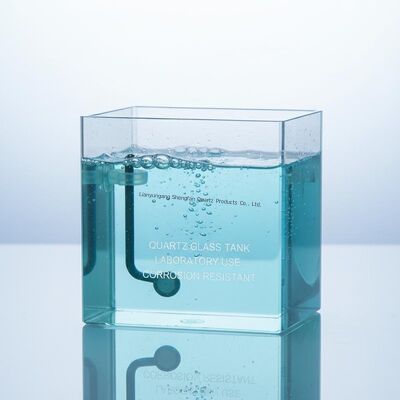 Tấm kính thạch anh chống ăn mòn có độ truyền sáng cao cho sử dụng trong phòng thí nghiệm nhiệt độ cao