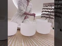 Giới thiệu các sản phẩm Crystal Singing Sounds Transform Space êm dịu cho sự thư giãn tối ưu của bạn